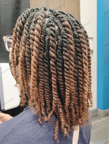 Two strands twist